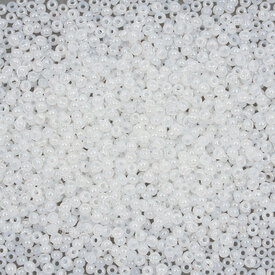 A-1101-1052 - Bead Seed Bead Preciosa 10/0 White Pearl Opaque 1 Bag (app. 50g) (App. 4800pcs) Czech Republic A-1101-1052,Beads,Seed beads,Nb 10,Bead,Seed Bead,Glass,10/0,Round,White,White Pearl,Opaque,Czech Republic,Preciosa,1 Bag (app. 50g),montreal, quebec, canada, beads, wholesale