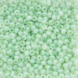 1101-3124 - Bille de Verre Perle de Rocaille Rond 6/0 Preciosa Vert Pale Ceylon Trou 1mm 50g app. 700pcs République Tcheque 1101-3124,Czech,montreal, quebec, canada, beads, wholesale