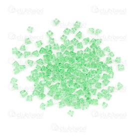 1102-3817-0408 - Glass Pressed Bead Facetted Triangle 3x4x4.5mm Peridot 0.5mm hole 13.5'' String (app144pcs) 1102-3817-0408,Beads,Glass,Pressed,montreal, quebec, canada, beads, wholesale