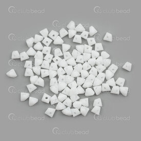 1102-3817-0662 - Bille de Verre Pressé Facetté Triangle 4x6x6mm Jade Blanc (approx.100pcs) Corde 15.5po 1102-3817-0662,Billes,Verre,montreal, quebec, canada, beads, wholesale